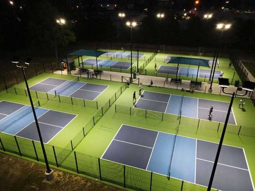 đèn led sân pickleball