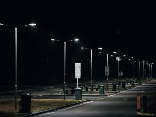 bố trí đèn đường