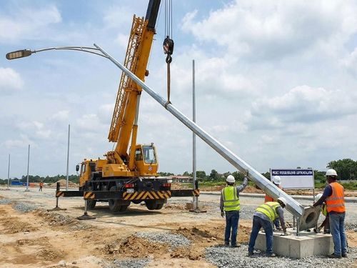 Lắp đặt cột đèn 9m chuẩn kỹ thuật