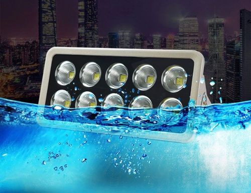 Đèn chiếu sáng công trình 500W - PL15